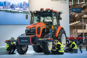 Figure 6-5: AgriRobo, Kubota based on an M5002. Photos: Mark Pasveer (Karsten, 2023)